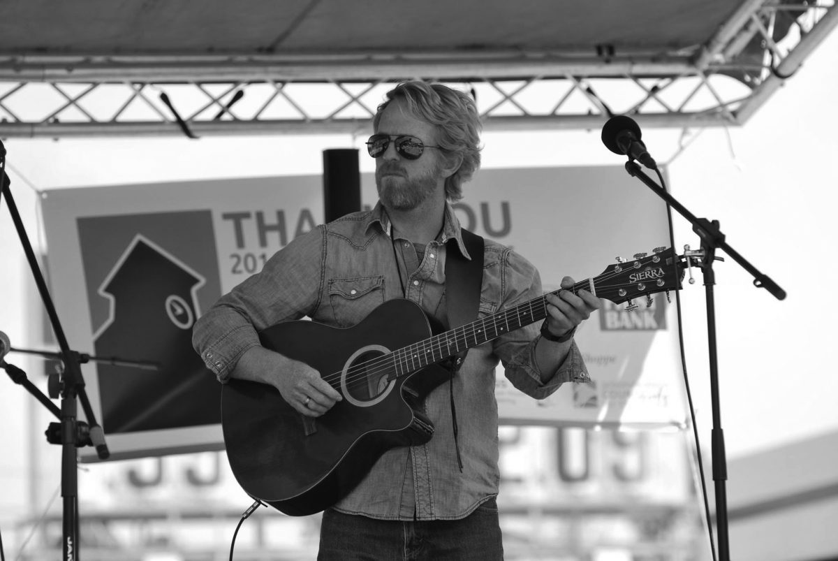 John Jones, Music Maker